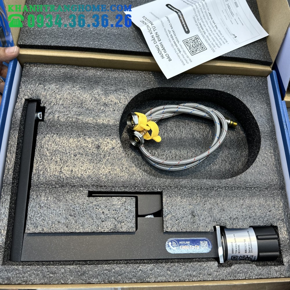 z5648696959727 813e593c31726ab1103c58993ab565a1 - Vòi sơn giả đá màu đen Malloca K131BL (màu đen) z5648696959727 813e593c31726ab1103c58993ab565a1 - Vòi sơn giả đá màu đen Malloca K131BL (màu đen)