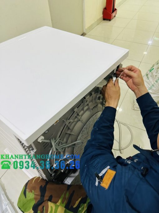 z5820179569708 e5cf84a00dea2566037f589ba1d4764a - Máy sấy bơm nhiệt Heat Pump 9kg UltimateCare 900 EDH903R9WB Trắng