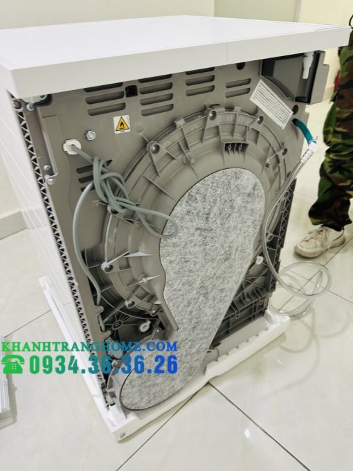 z5820179683682 8819055cb96765c4f9a06e7fea3ad2ea - Máy sấy bơm nhiệt Heat Pump 9kg UltimateCare 900 EDH903R9WB Trắng