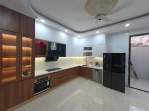 z5518387356461 e415944ed54c309a21c9422d71144e65 - TỦ BẾP INOX CÁNH KÍNH TỦ DƯỚI