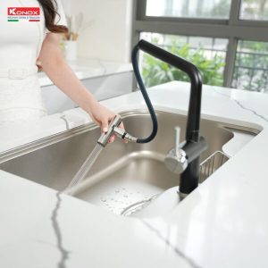voi rua bat day rut Konox Volta Black 1 600x600 1 - VÒI RỬA KONOX VOLTA BLACK