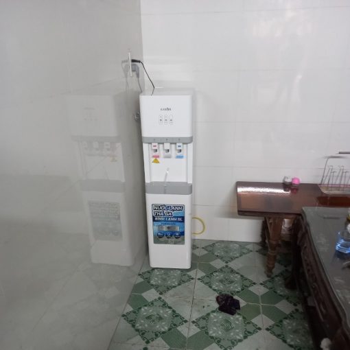 cay nuoc nong lanh nguoi karofi hcv20810 - Cây nước nóng lạnh nguội Karofi HCV208