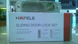 499 5 - Khóa tay nắm âm cửa trượt Hafele 499.65.105