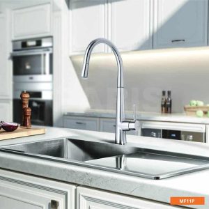 Vòi rửa tay nóng lạnh làm bằng inox có dây rút Garis MF11C