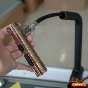 Voi rua tay nong lanh ma PVD GARIS MF16R 3 600x600 1 - Vòi rửa tay nóng lạnh bằng đồng mạ PVD GARIS MF16R