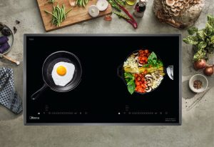 Bếp điện từ Binova BI-888EU-IC