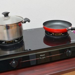 bep gas 7 tac rinnai rv 970gl chen dong co dau ham 1613307788 1 - Bếp gas 7 tấc Rinnai RV-970(GL), Chén đồng có đầu hâm bep gas 7 tac rinnai rv 970gl chen dong co dau ham 1613307788 1 - Bếp gas 7 tấc Rinnai RV-970(GL), Chén đồng có đầu hâm