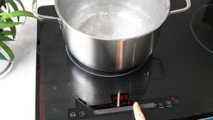 bep tu lorca lci 806 24 - Bếp từ Lorca LCI-806