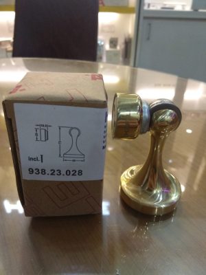 chan cua hafele 938 - Chặn cửa nam châm Häfele đồng bóng 938.23.028