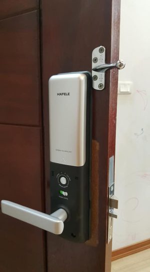 khoa dien tu hafele el8000 tc 912 1 - Khóa điện tử Hafele EL8000 TC Màu bạc 912.05.367