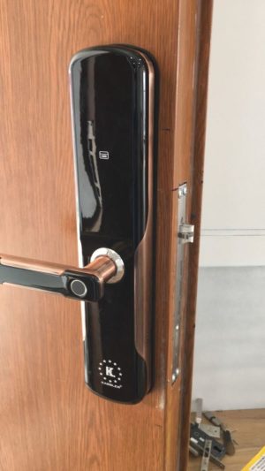 khoa van tay kassler kl 700 app5 - Khóa vân tay Kassler KL-700 APP tiêu chuẩn Đức