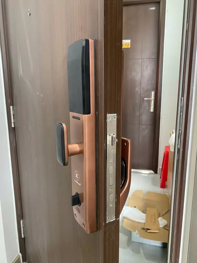 khoa van tay kassler kl 828 f app face id 3 - Khóa vân tay Kassler KL-828 F APP, Face ID tiêu chuẩn Đức Khóa vân tay Kassler KL-828 F APP, Face ID tiêu chuẩn Đức