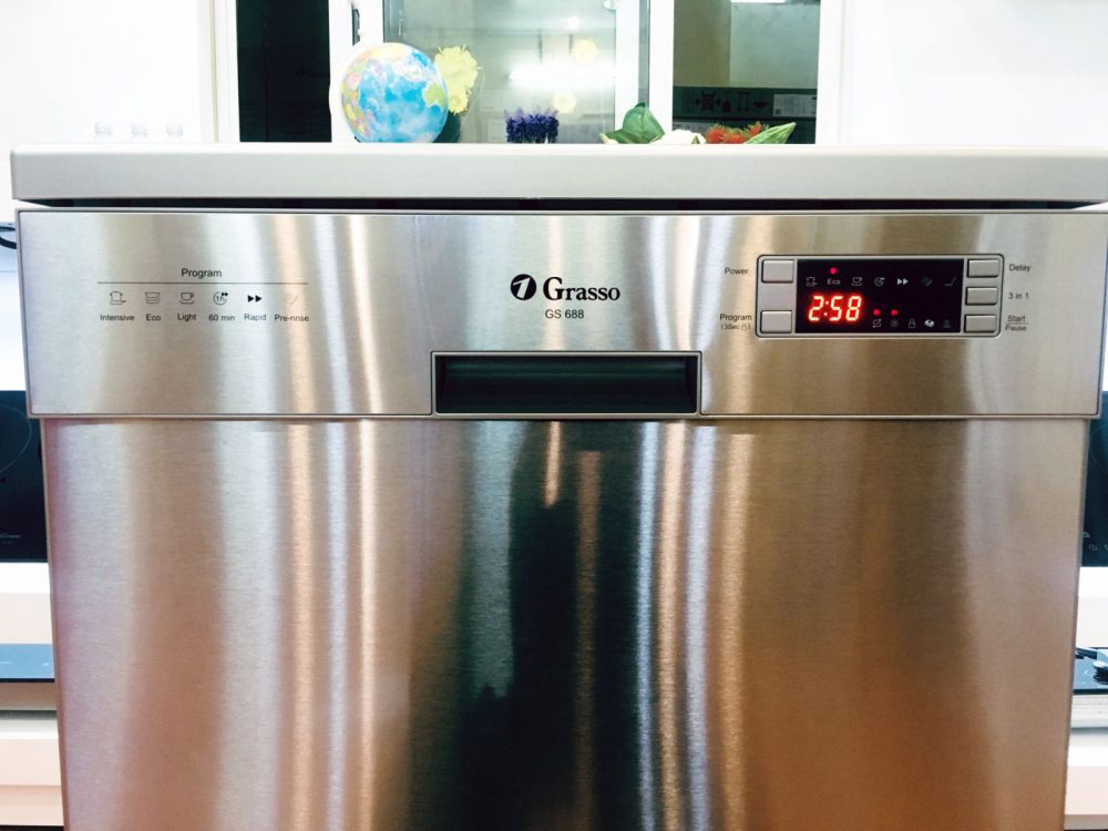 may rua bat grasso gs 688 2 - Máy rửa bát Grasso GS 688 may rua bat grasso gs 688 2 - Máy rửa bát Grasso GS 688