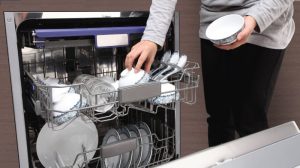 may rua chen gia dinh loai nao tot 2 4 1 - Máy rửa bát Bosch VSG.SMI68MS07E