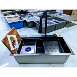 Chậu rửa chén vòi âm Maadela MDS-7545NBU