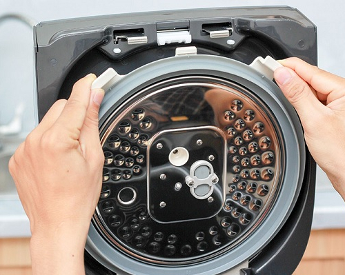 noi com dien cao tan panasonic 18 lit sr px184k 1524300916 8 - Nồi cơm điện cao tần Panasonic 1.8 lít SR-PX184K noi com dien cao tan panasonic 18 lit sr px184k 1524300916 8 - Nồi cơm điện cao tần Panasonic 1.8 lít SR-PX184K