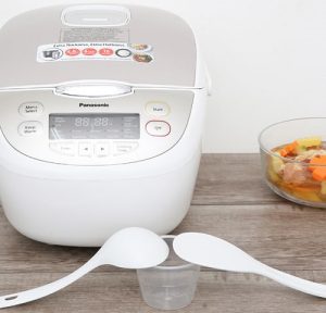 noi com dien tu panasonic sr cl188wra 1612519902 4 - Nồi cơm điện tử Panasonic SR-CL188WRA