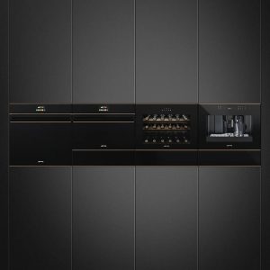 sf4604mcnr 4 700x crop center - LÒ VI SÓNG KẾT HỢP NƯỚNG SMEG, THỦY PHÂN, 45 CM, DOLCE STIL NOVO, MÀU HOÀN THIỆN: ĐEN & ĐỒNG SF4604MCNR 535.64.559