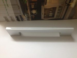 Tay nắm Edel CZ617.160