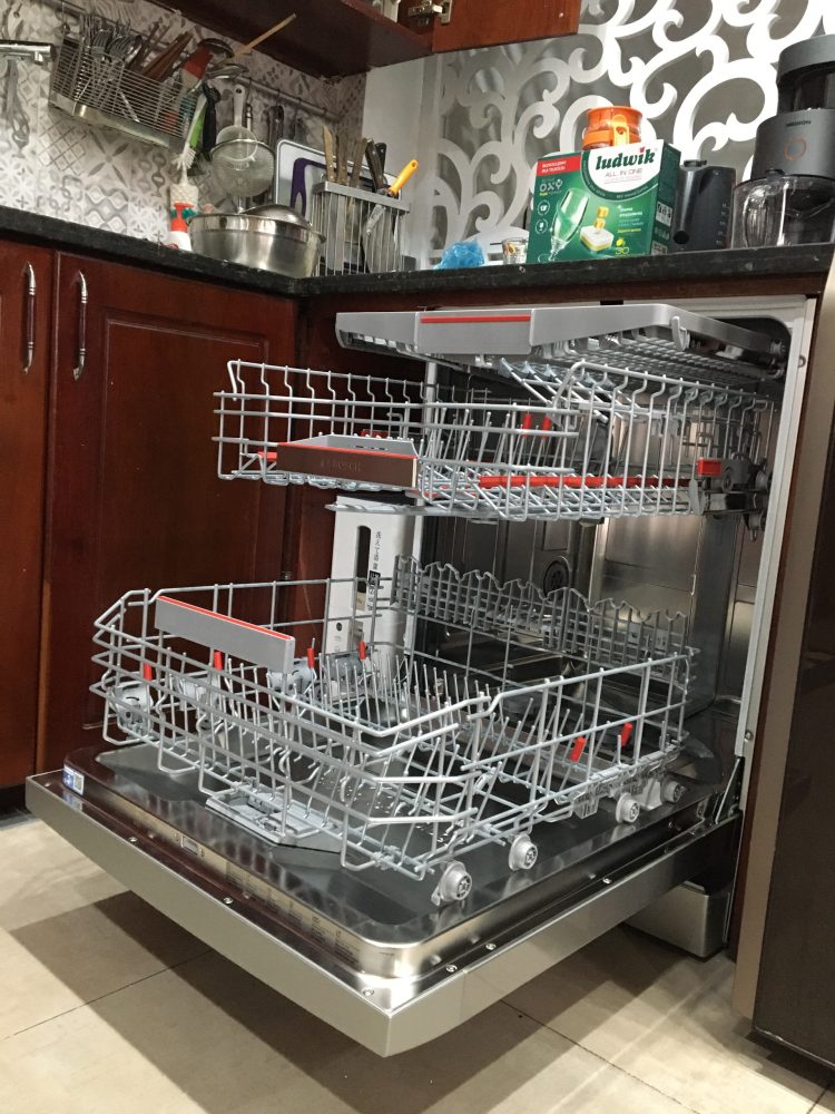 z3049802769371 6e6c2b5104d50f353c517cb3790b4f3c 1 - MÁY RỬA CHÉN BOSCH SERI 6 SMS6ZCI48E SẤY KHÔ ZEOLITH 2021 z3049802769371 6e6c2b5104d50f353c517cb3790b4f3c 1 - MÁY RỬA CHÉN BOSCH SERI 6 SMS6ZCI48E SẤY KHÔ ZEOLITH 2021