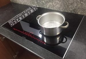 z3086505189369 847e26aef9a62e619b7886386ff88089 - Bếp từ Bosch PID675DC1E