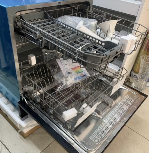 z3122527782465 c8c1677a42860e58299e92e19ce29ace - Máy rửa bát Kaff KF-BISW800