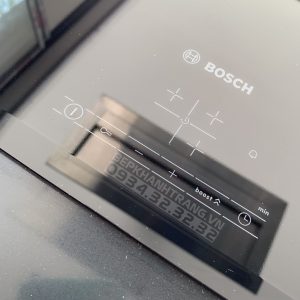 z3139393099525 f05b46af51dd8a12a17cee031403c069 - Bếp từ Bosch PUC631BB2E
