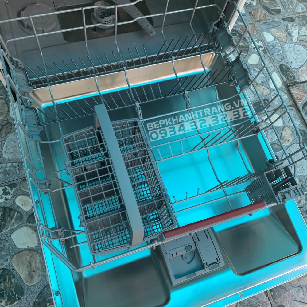 z3147700943828 2e3d64cb0f09bf28c3143ea8e6cb983e scaled 1 - Máy rửa chén độc lập BOSCH SMS46GW01P|Serie 4 z3147700943828 2e3d64cb0f09bf28c3143ea8e6cb983e scaled 1 - Máy rửa chén độc lập BOSCH SMS46GW01P|Serie 4