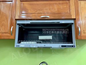 z3150912799854 faa0335274c9bea2236edaeb05ffd84d - Máy sấy bát Giovani G-802S
