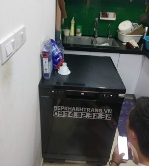 z3181780576318 cf6ee95821f80872a13eb72916b1bc7d - MÁY RỬA CHÉN BÁT EUROSUN SMS78EU12EB