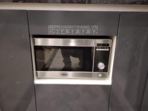 z3223561942916 1d9f2a773112f9b3692c0c0863e17058 - Lò vi sóng kết hợp nướng Teka MWE 210 G