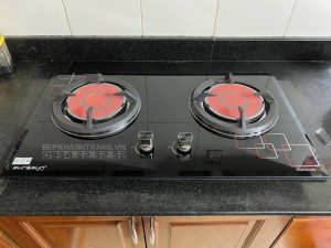 z3241665685026 f2c5bdaa1d04f24a395943d47a5bbca6 - Bếp gas âm hồng ngoại Eurosun EU-GN08