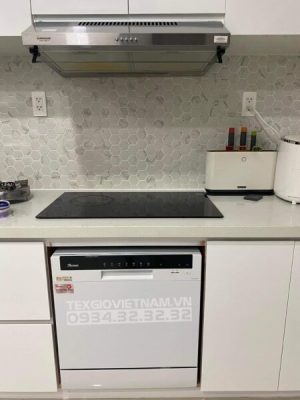 z3241917346724 04b23877538f9a6c71175ec95a15622d 1 - Texgio Dishwasher TG-DTW558 - 8 Bộ Tự Vệ Sinh Máy