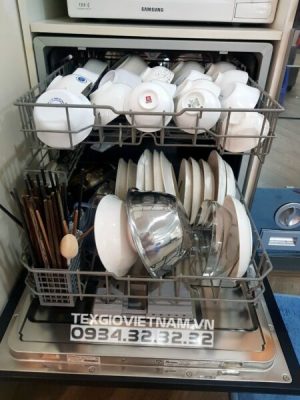 z3241917392521 42a3694da1850ab2d133bfc1cca2e7ba 1 - Texgio Dishwasher TG-DTW558 - 8 Bộ Tự Vệ Sinh Máy