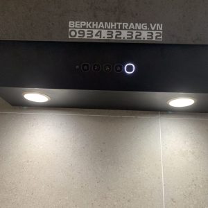 z3311565107216 12431cae457694ca338c9bc176de540e scaled 1 - MÁY HÚT MÙI GẮN TƯỜNG MẶT KÍNH VÂN HH-WVS90A 533.86.003