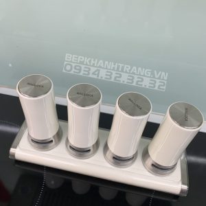 z3317329656265 7a5144ebd2088aacaf8188efa1df9e31 scaled 1 - Bộ đựng gia vị MSPS-80142