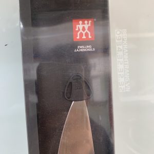 z3325510391747 979d4b81a4d2a2a6192d319e43668b54 scaled 1 - ZWILLING - Dao Chef ZWILLING Gourmet - 20cm
