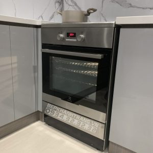 z3328657210114 8adb4fc4ee45172a504596b066a4afdc scaled 1 - Bếp tủ liền lò Electrolux EKI64500OX