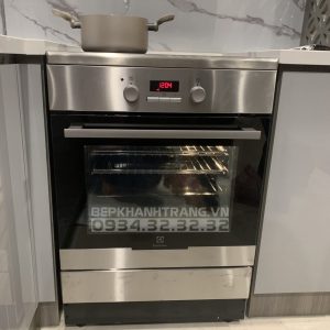 z3328657337398 4f03a60d9cad123015c5c5840e83b4f4 scaled 1 - Bếp tủ liền lò Electrolux EKI64500OX