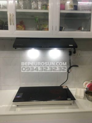 z3353897830055 a1adc2591113a686decde141f1da9475 1 1 - Máy Hút Mùi Eurosun EH-60CF19S