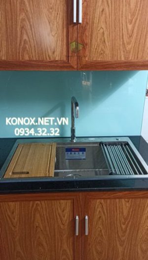 z3360072388572 a40ea36427ee11ab7a85bdd51967caaf 1 - Undermount sink KN6046SUSiphon, thớt gỗ, roll mat KONOX
