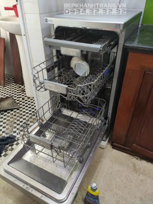 z3375351133658 48c75874d1a8cd4ecf8650b055081626 - MÁY RỬA CHÉN KAFF KF-W45A1A401J