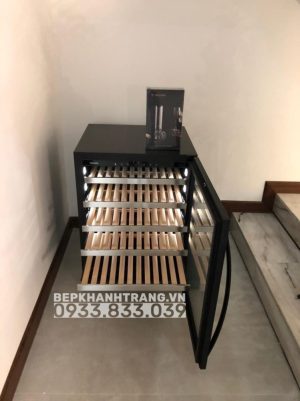 z3383254766993 ff0fb8181f0b564ecb8bfce7b912760c - Tủ bảo quản rượu vang âm tủ/ độc lập Malloca MWC-46BG