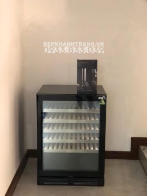 z3383254792700 ac3bdff8d0773279c07687cfa2d6a1e7 - Tủ bảo quản rượu vang âm tủ/ độc lập Malloca MWC-46BG
