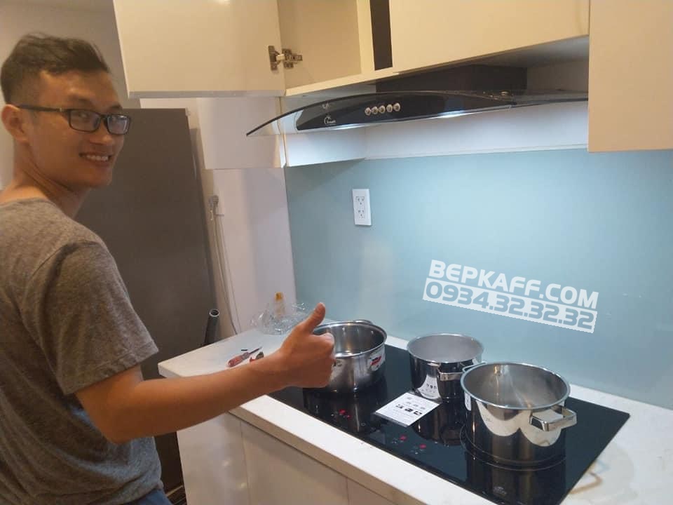 z3385658832322 0de3db8eaa1b8b7bd1887d68d692e4b1 - Bếp điện từ KAFF KF-IC5801SB z3385658832322 0de3db8eaa1b8b7bd1887d68d692e4b1 - Bếp điện từ KAFF KF-IC5801SB