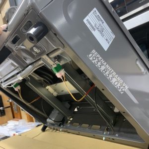 z3401540604037 921a94c2d6c2659712e957f412e5f1c7 1 scaled 1 - Bếp Gas Rinnai RJ-9600E(NHAT)