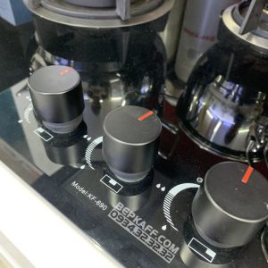 z3411844207742 fe66049fb5492fd033cbb36933c60a50 scaled 1 - BẾP GAS ÂM KAFF KF-690