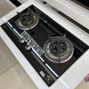 z3446508052738 8f0c1b82f889dd8955b847f7d18c9244 scaled 1 - Bếp gas Eurosun EU-GA281
