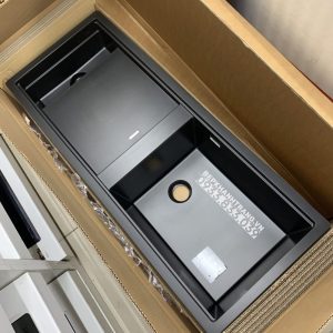 z3464491150492 d8da98b734f315d0cd3ebd76a2b5a475 scaled 1 - Chậu Rửa Bát Hafele HS19-GKD2S120