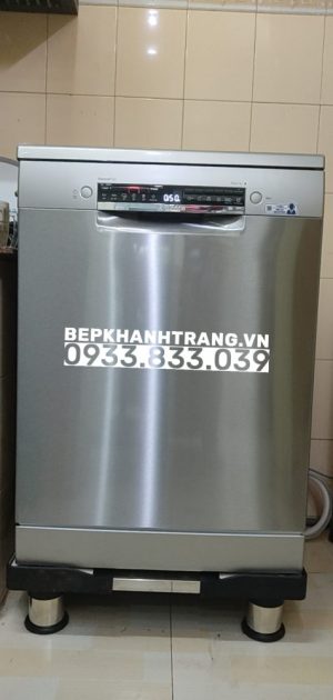 z3491005255940 524915d437b6d12fce41734ed3ee6a36 1 - Máy Rửa Bát Bosch SMS4ECI14E Sang Trọng và Hiện Đại